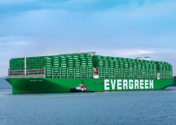 EVERGREEN AND COSCO SUSPEND ASIA–MIDDLE EAST LOOPS AS CONFLICT DEEPENS