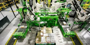 Manufacturers’ biggest AI challenge is getting facilities ready