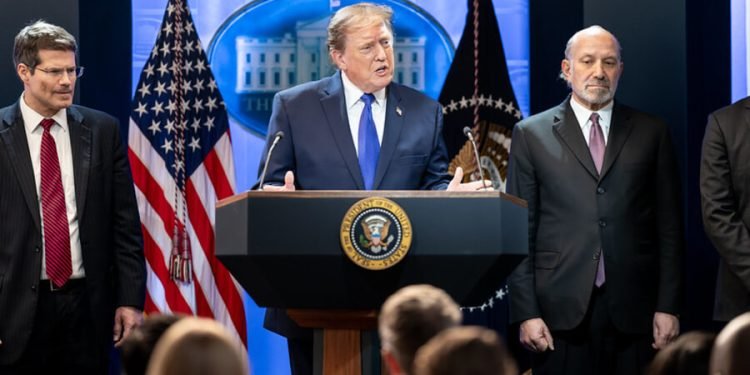 FedEx, UPS and Oakley face class actions over tariff refunds