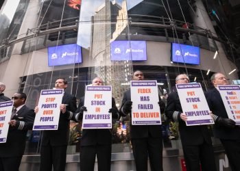 FedEx reaches tentative agreement with pilots after years of negotiations