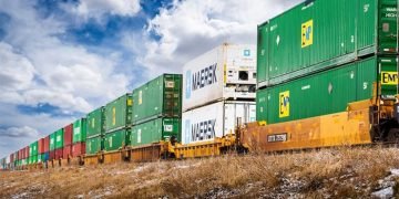 Commodities keep US rail freight moving while intermodal remains under pressure