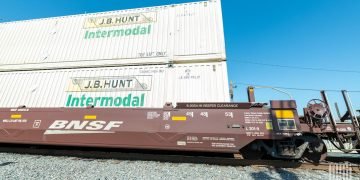 J.B. Hunt says truckload tightening looks structural, not temporary