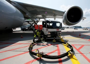 Airlines Cut Schedules as Jet Fuel Shock Drives Global Cost Pressure