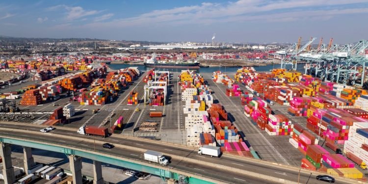 FMC Again Rejects Maersk Request to Fast-Track Emergency Fuel Surcharge