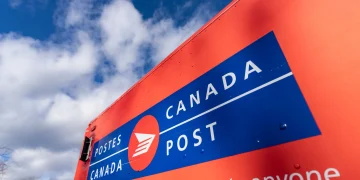 Canada Post begins overhaul to end home delivery for millions and streamline post office network