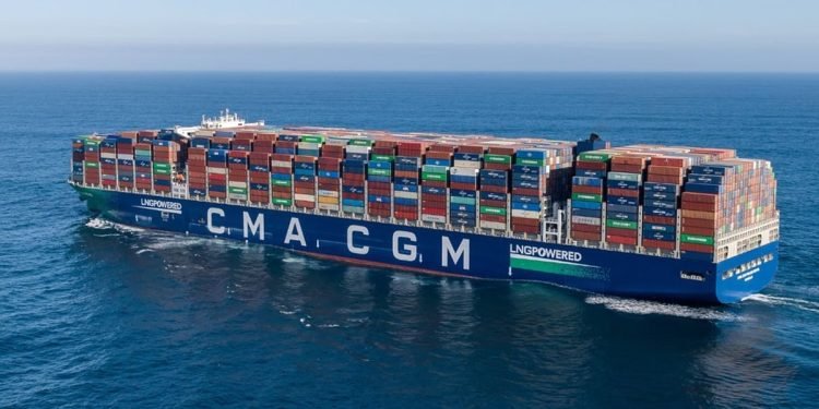 CMA CGM Tests Return to Suez as Other Carriers Stay Away