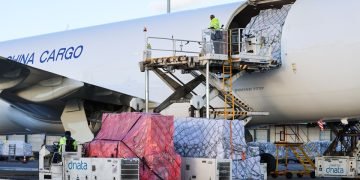 Schiphol cargo volumes fall in March as Middle East tensions disrupt trade flows