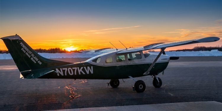 Maine Lawmakers Press USPS Over Unpaid Rural Air Carrier Bills