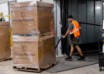 Happy Returns reaches 10,000 drop-off locations as reverse logistics shifts toward consolidation