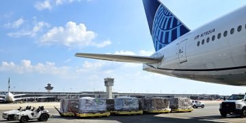 US Airlines Report Mixed Cargo Results as United Adds Disruption Fee
