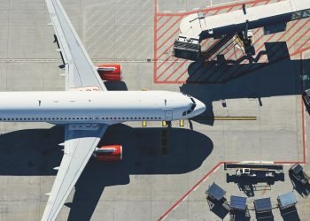 Airlines Seek Emergency Slot Relief as Middle East Crisis Disrupts Global Schedules
