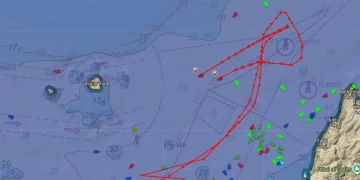 Two LNG Carriers Reverse Course Before Hormuz Transit