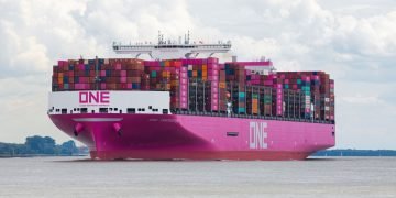 ONE Orders Six LNG Dual-Fuel Containerships From HD Hyundai
