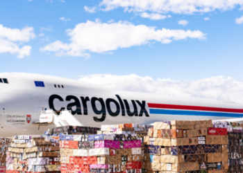 Quito Airport hits record flower export volumes ahead of Mother’s Day