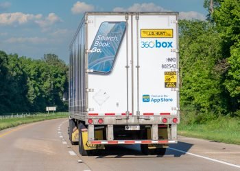 J.B. Hunt expects truckload rates to rise 20% over two years as capacity tightens
