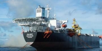 Three Workers Killed After Lifeboat Falls From Petronas Offshore Unit in Malaysia