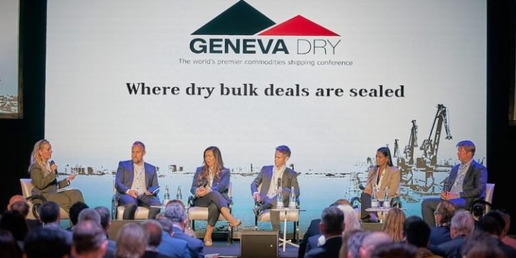 Dry Bulk Decarbonization Debate Shifts Toward Cost, Fuel Choice and Commercial Reality