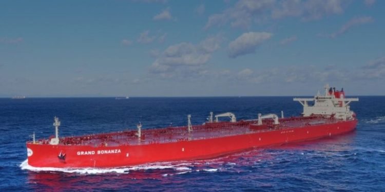 Pan Ocean pushes deeper into crude shipping with fresh VLCC order