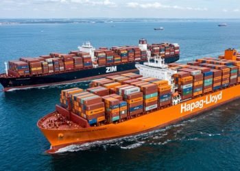 Zim Says Hapag-Lloyd Agreement Remains Binding After Rival Bid