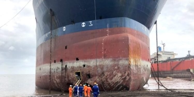 Digital tracking and training reshape safety in ship recycling, but gaps remain