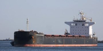 Safe Bulkers continues fleet renewal with sale of two older dry bulk vessels