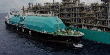 Petronas secures five newbuild LNG carriers through long-term charter deal with MISC