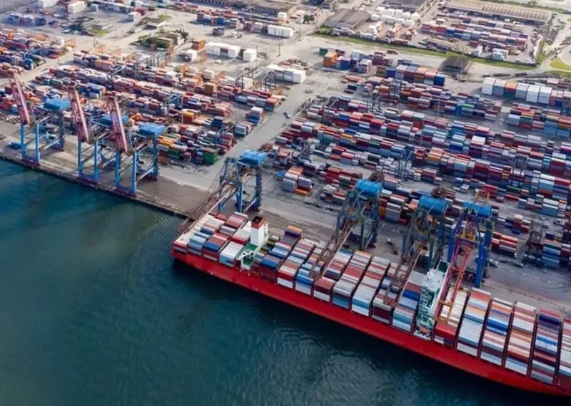 Brazil suspends bidding process for Santos mega terminal
