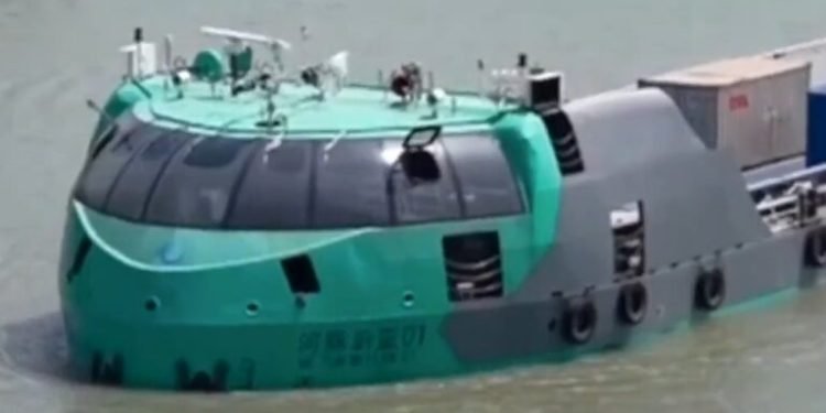 Battery-swapping technology makes commercial shipping debut