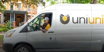 US Senator Calls for Federal Probe of Fast-Growing China-Connected Delivery Firms