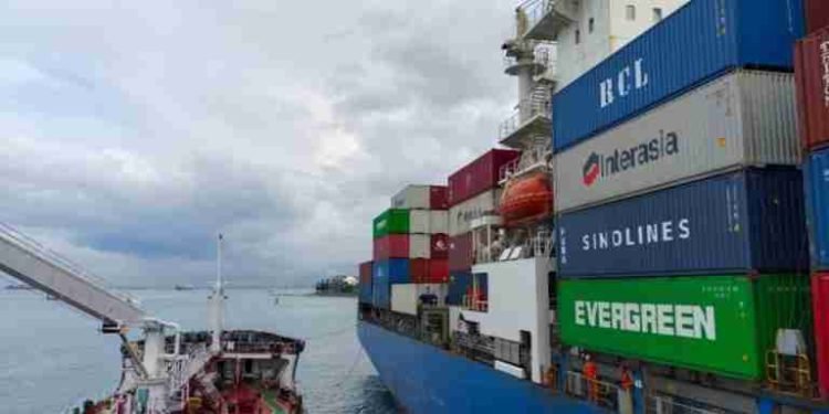 Fuel Surcharges Push Transpacific Container Rates Higher Again