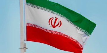 Crystal Ball: Two Straits and a Reconstruction Fund Reshape Global Maritime Risk
