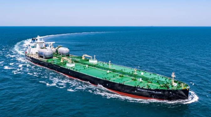 US Tanker Owner Criticises Iran Sanctions Waiver as Gulf Oil Flows Rebound
