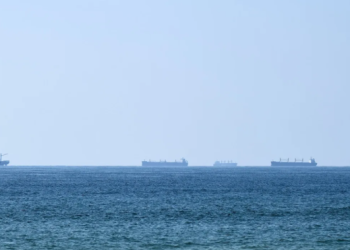 IMO to Evacuate Thousands of Seafarers Stuck in the Gulf