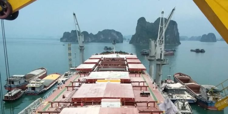 The Elevator Pitch for Third-Party Shipmanagement: Outsourcing Complexity, Not Control