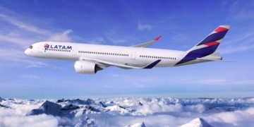 LATAM Airlines operates its first passenger charter flights linked to SAF usage