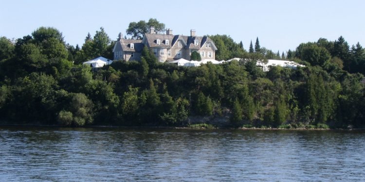 Donations for 24 Sussex restoration top $100,000 within days