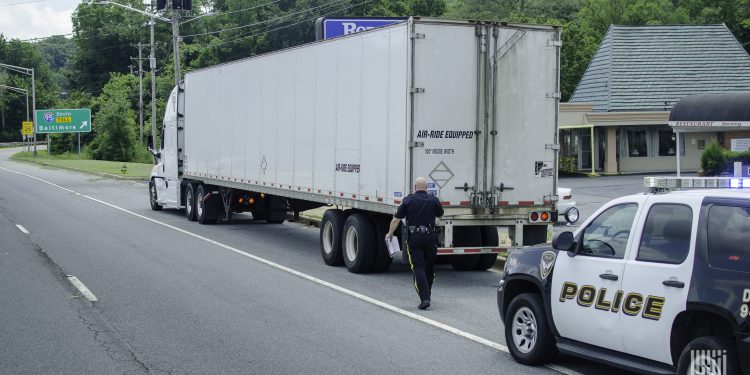 FMCSA Eases Registration Rules as Motus Platform Woes Persist for Carriers