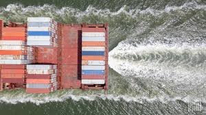 Swearing-in of commissioner returns U.S. maritime regulator to full strength