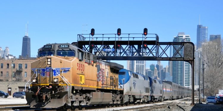 Union Pacific Reports Stronger Second-Quarter Earnings on Improved Rail Performance