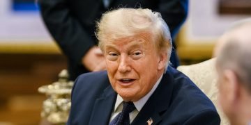 Trump Proposes 20% Charge on Hormuz Cargo and Announces Return of Iran Port Blockade