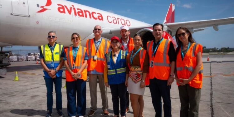 Avianca Cargo delivers 60 tonnes of humanitarian aid to earthquake-hit communities in Colombia