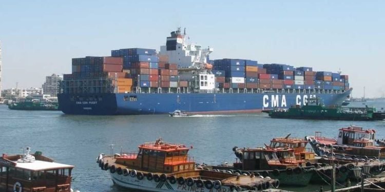 Asian Port Congestion Pushes Container Lines Back Towards the Red Sea