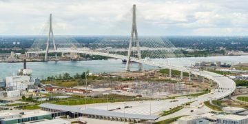 Gordie Howe Bridge Draws Strong Early Traffic as Canada-U.S. Trade Faces New Pressure