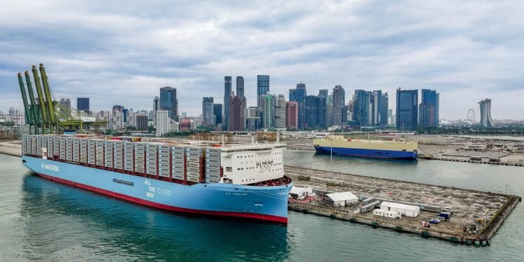 Maersk Raises Full-Year Outlook as Container Shipping Profits Surge Amid Market Volatility