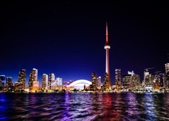 Downtown Toronto office leasing gains momentum as rising rents push some tenants toward suburbs