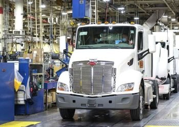Trump to visit Peterbilt plant in Texas to promote manufacturing agenda