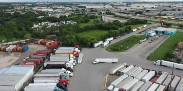 Feds charge semi-truck business owner in $105M investment fraud scheme