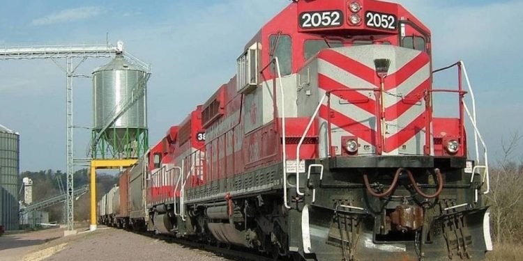 ‘Higher rates, less reliable service’: Family farmers oppose rail merger