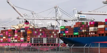 Ocean Freight Rates Ease Slightly, but Transpacific Prices Remain Elevated