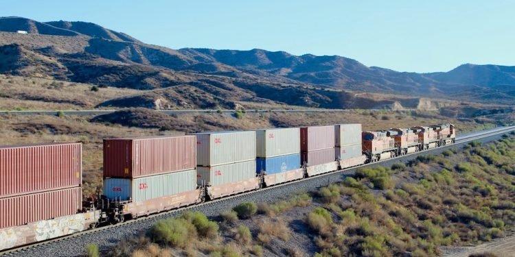 Railfreight Stays Hot as Summer Fades